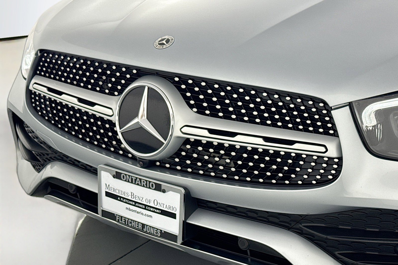 Used 2022 Mercedes-Benz GLC 300 4MATIC Coupe image 12