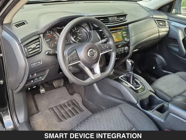 Used 2017 Nissan Rogue S AWD/4WD image 16