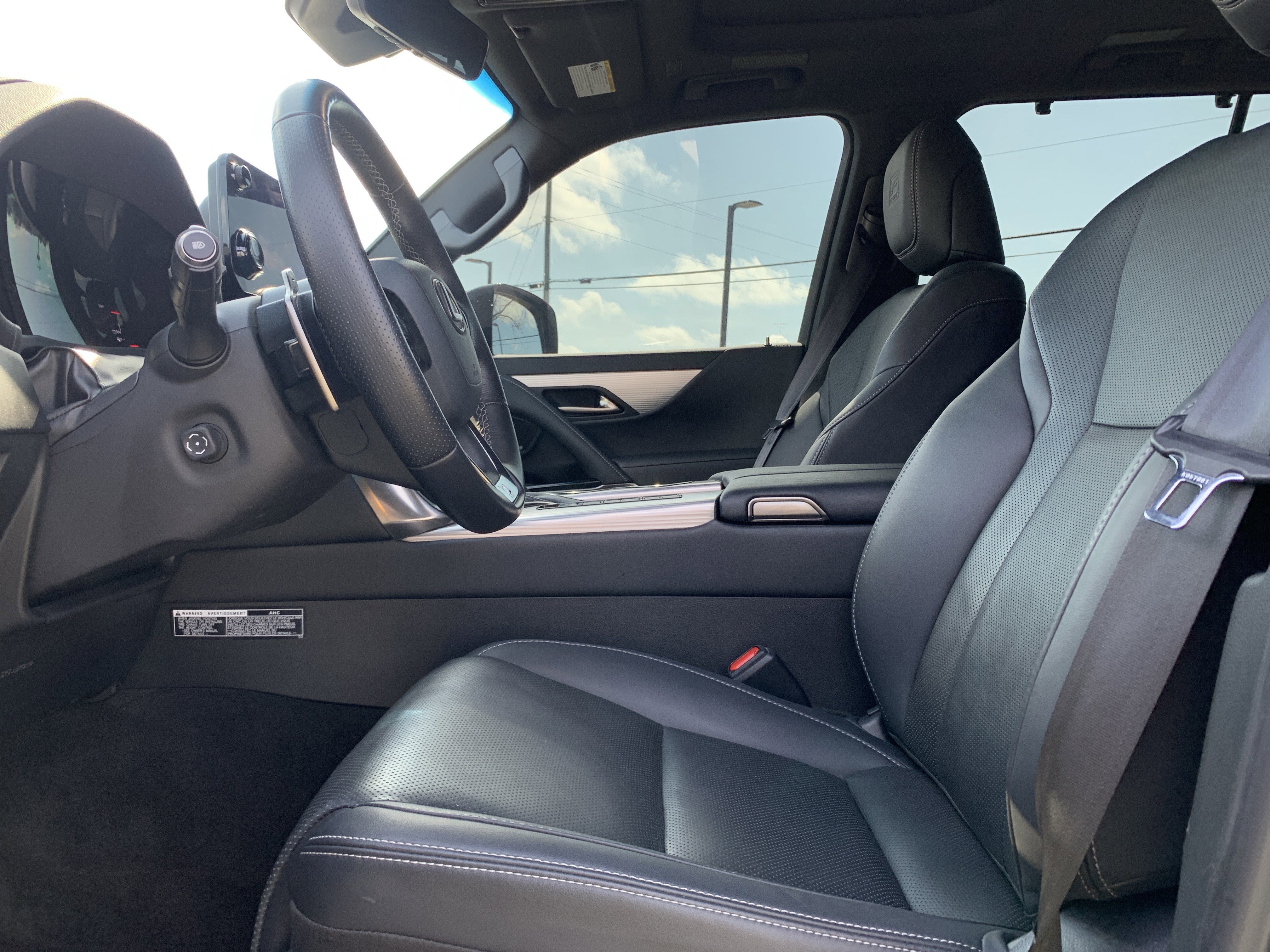 Certified 2024 Lexus LX 600 F Sport image 16