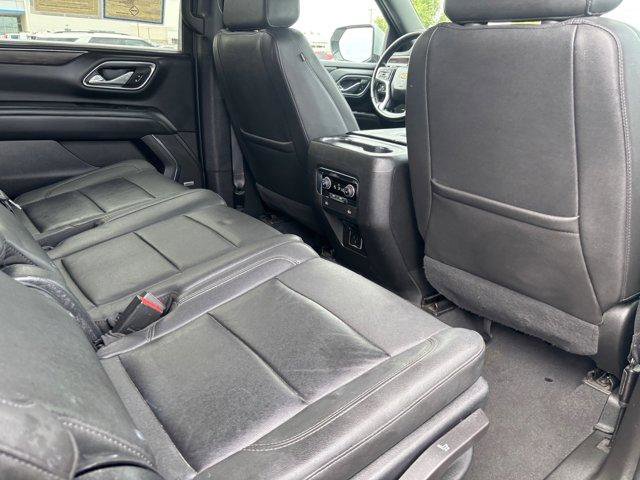 Used 2023 Chevrolet Suburban LT RWD image 14