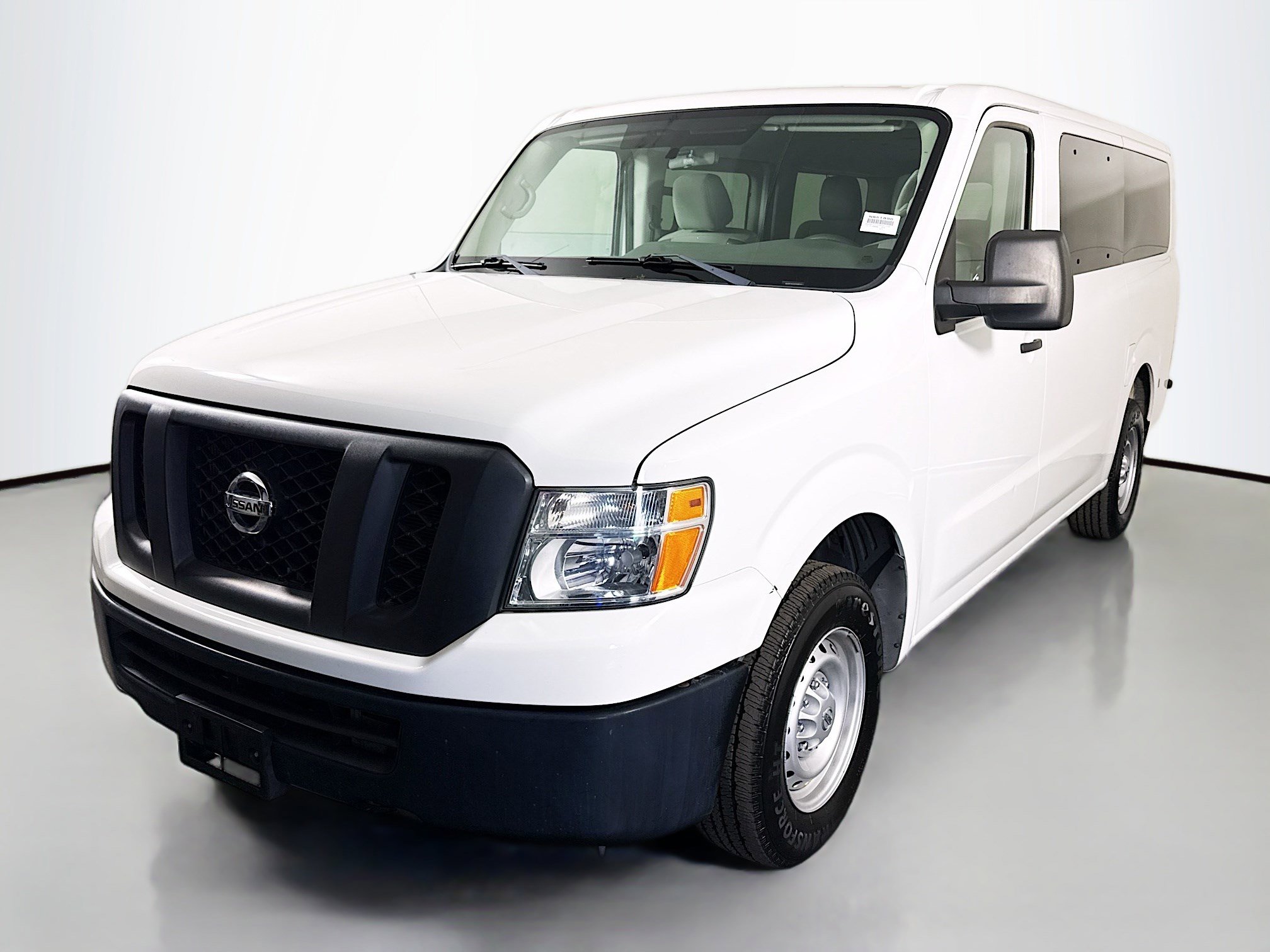 Used 2017 Nissan NV 3500 S w/ Power Package image 4