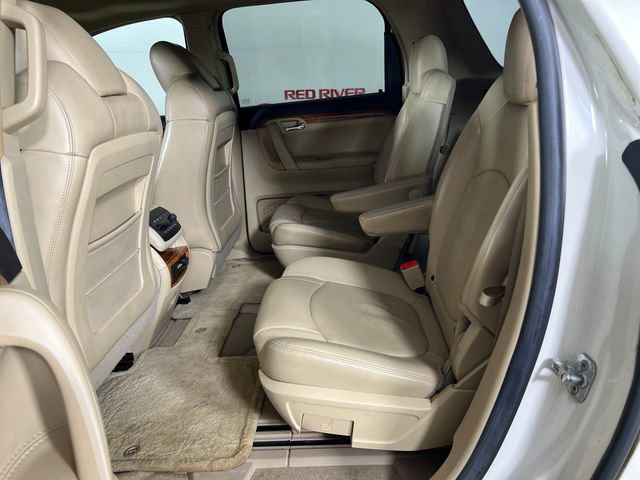 Used 2008 Saturn Outlook XR w/ Premium Trim Package image 22