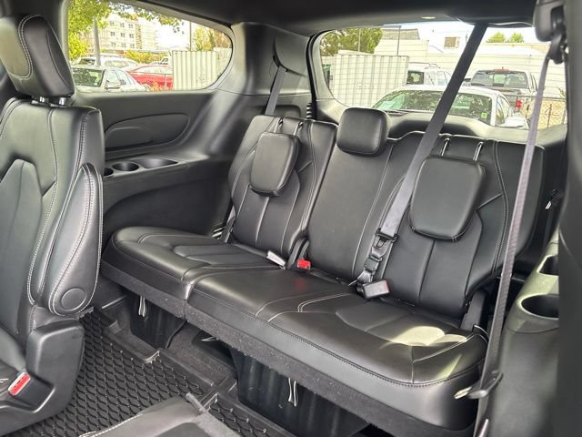 Used 2026 Chrysler Pacifica Select w/ S Appearance Package AWD/4WD image 30