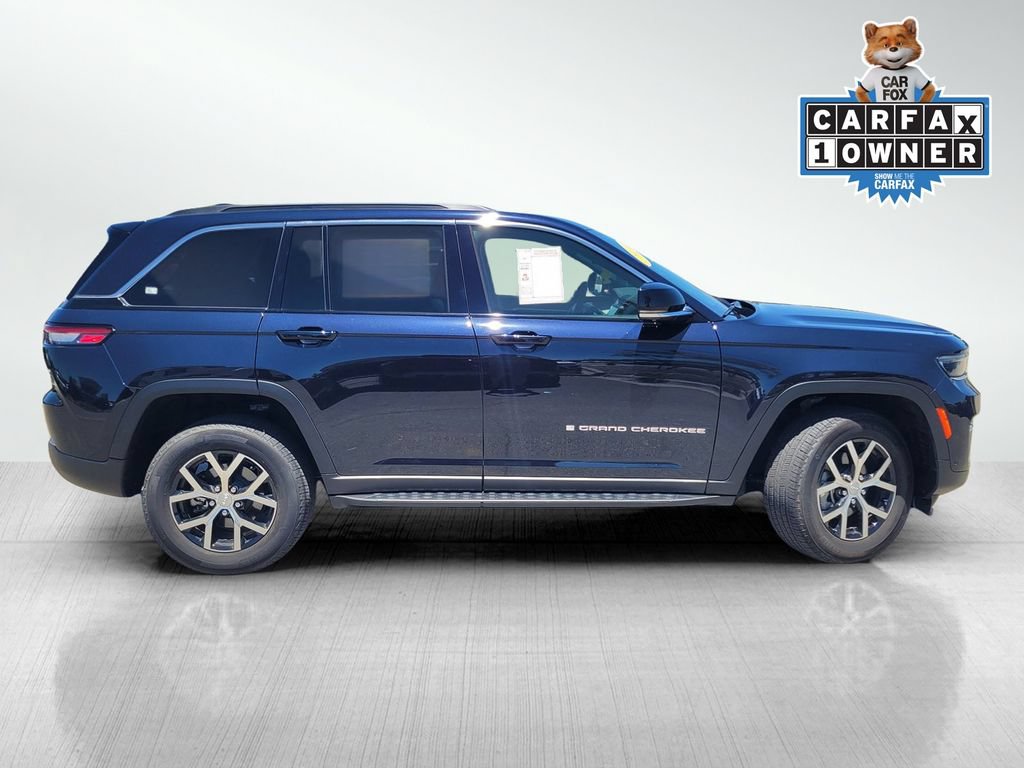 Used 2024 Jeep Grand Cherokee Limited w/ Luxury Tech Group II AWD/4WD image 3
