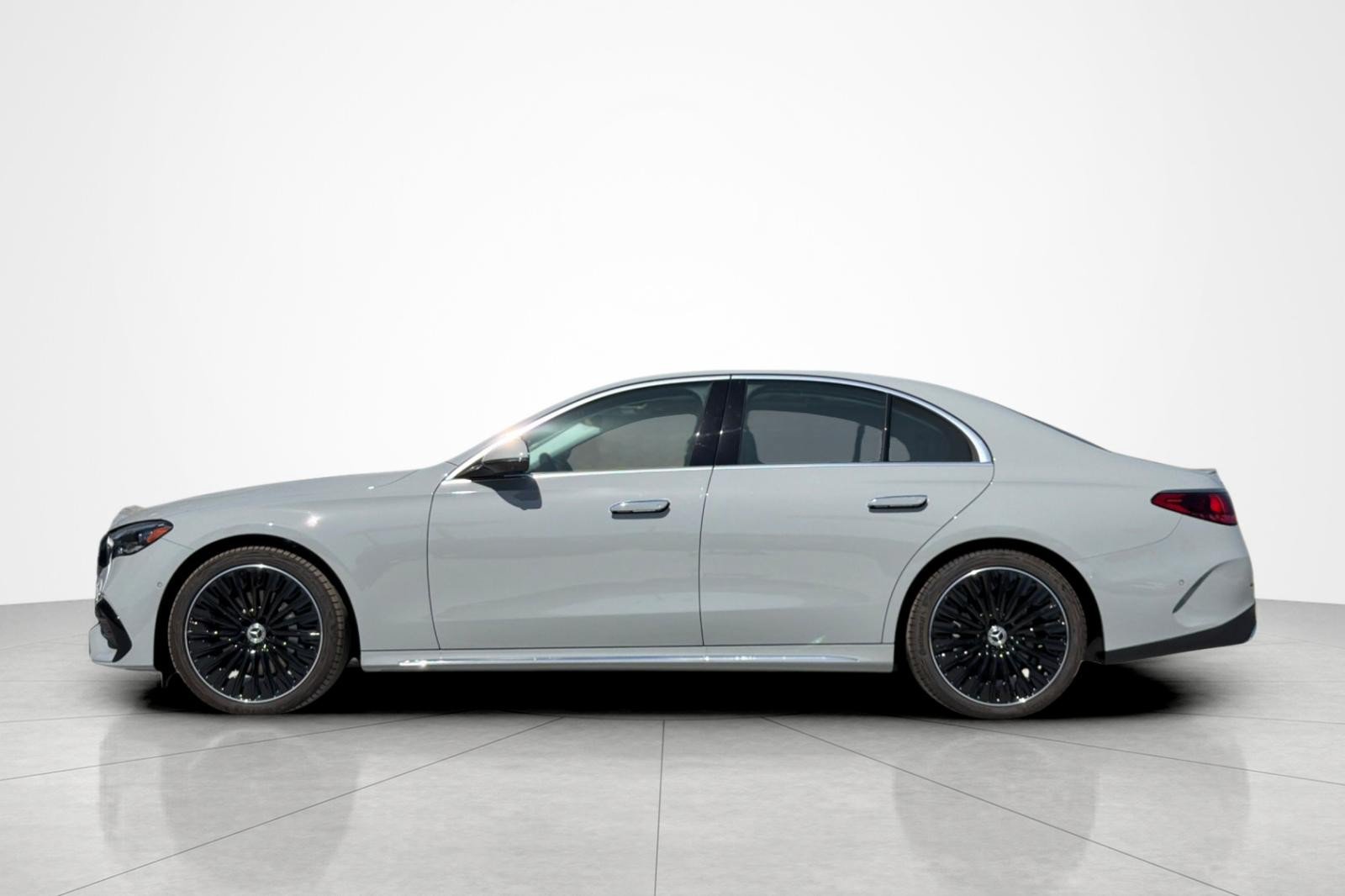 New 2026 Mercedes-Benz E 350 Sedan image 2