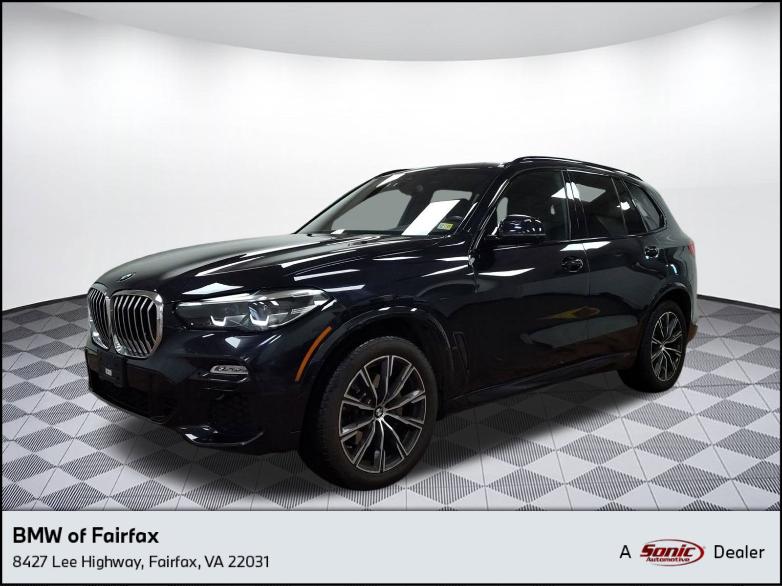 Used 2021 BMW X5 xDrive40i w/ M Sport Package image 1