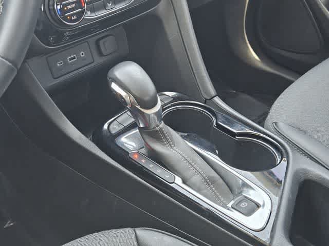Used 2023 Buick Encore GX Select w/ Safety Package II FWD image 19