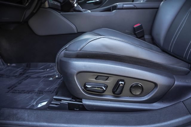 Certified 2025 Lexus ES 300h w/ Luxury Package FWD image 11