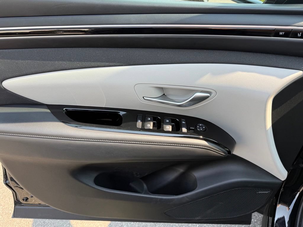 Certified 2024 Hyundai Tucson Limited AWD/4WD image 27