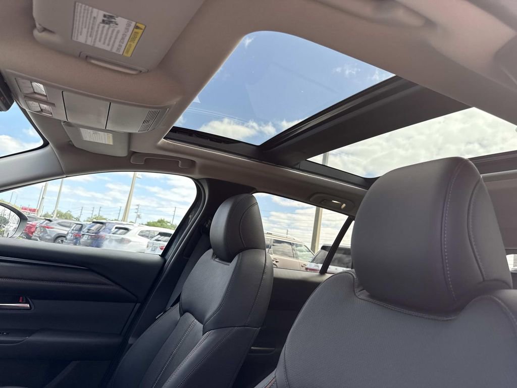 Certified 2024 MAZDA CX-50 AWD 2.5 S w/ Accent Package image 33