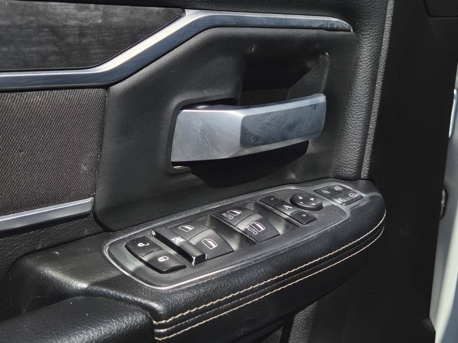 Used 2024 RAM 2500 Big Horn AWD/4WD image 29