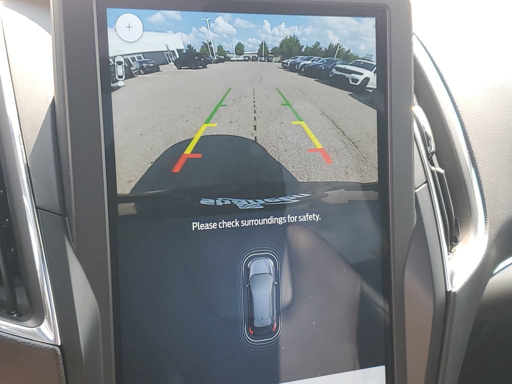 Used 2022 Ford Edge Titanium w/ Equipment Group 301A AWD/4WD image 22