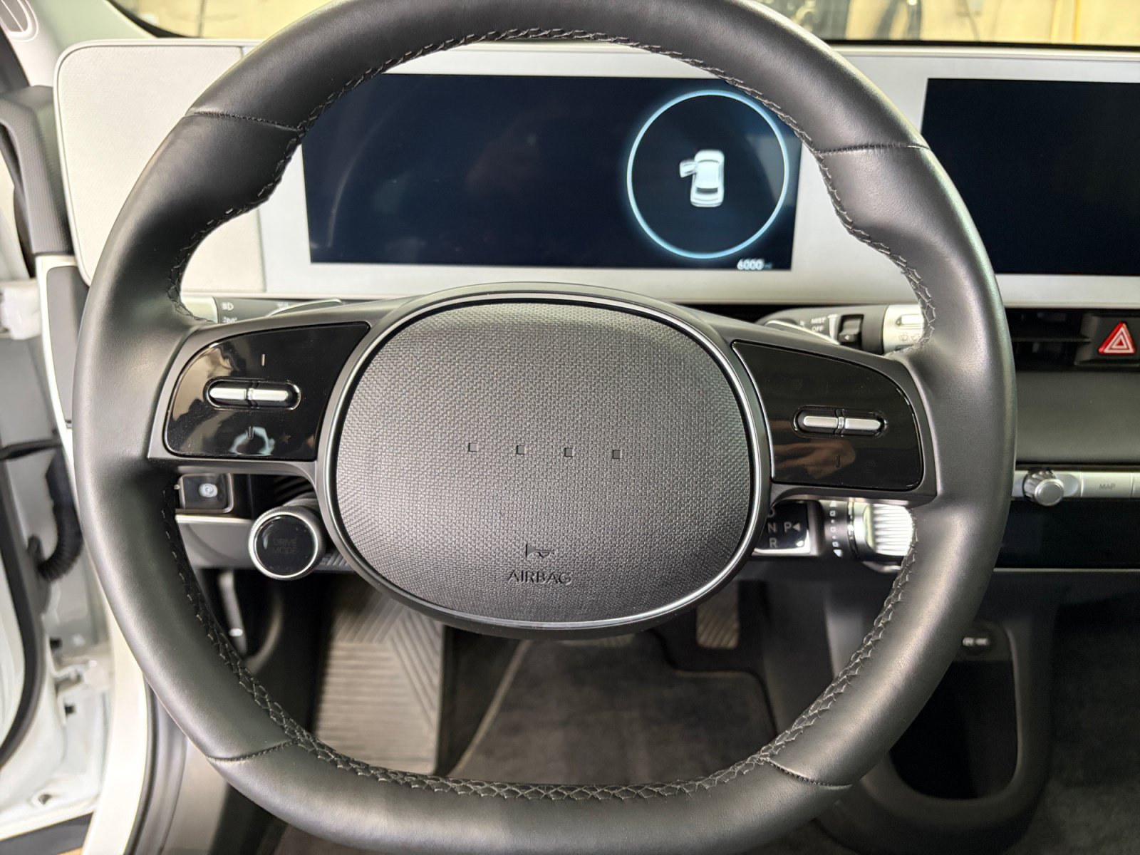Certified 2024 Hyundai Ioniq 5 Limited AWD/4WD image 9