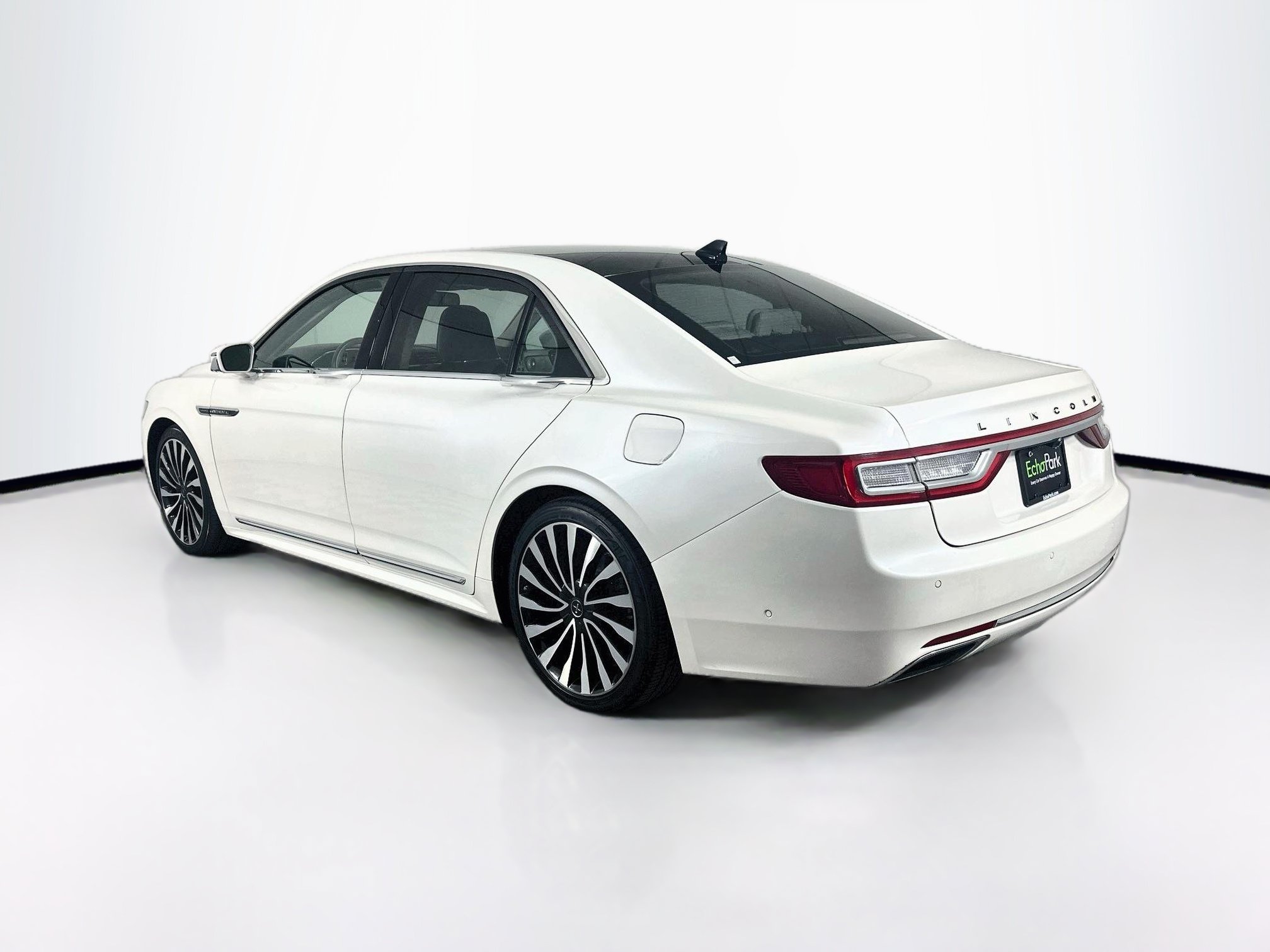 Used 2018 Lincoln Continental Black Label AWD/4WD image 5