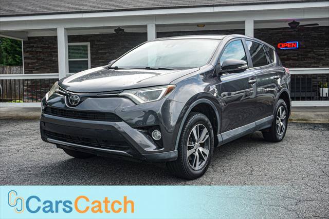Used 2018 Toyota RAV4 XLE FWD image 12