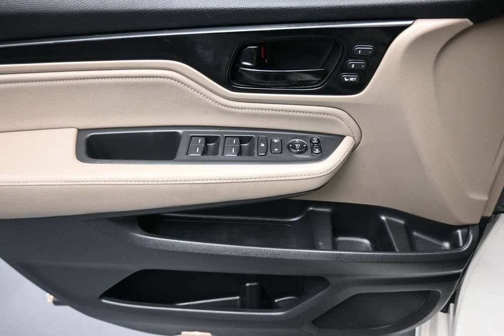 Used 2018 Honda Odyssey Elite image 10