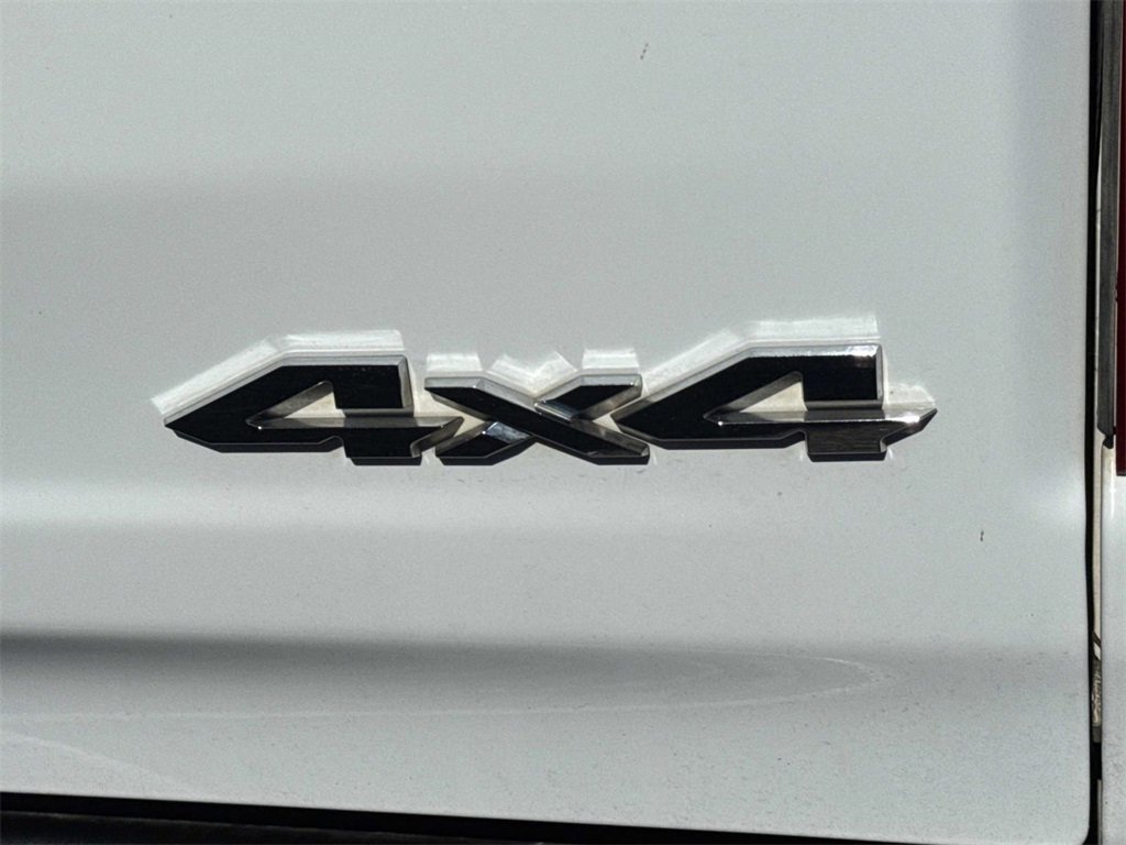 Used 2024 RAM 1500 Limited image 12