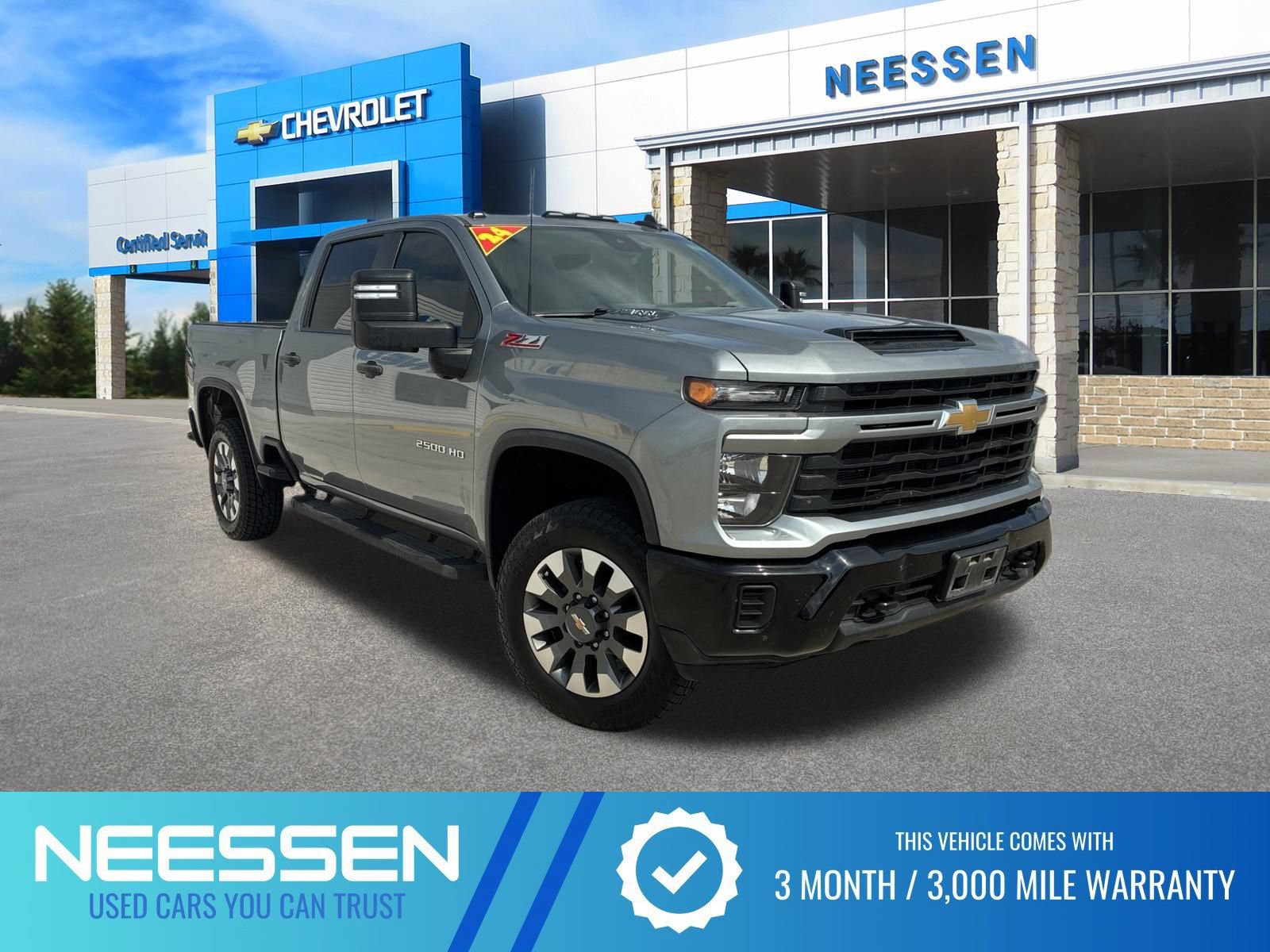 Used 2024 Chevrolet Silverado 2500 Custom w/ Custom Convenience Package AWD/4WD image 1