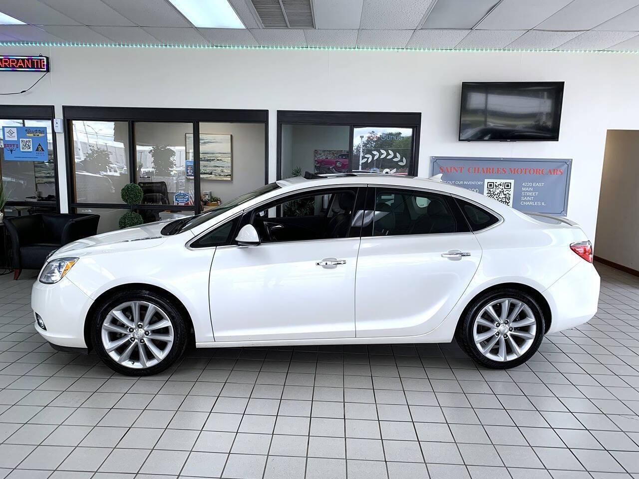 Used 2013 Buick Verano Premium FWD image 3