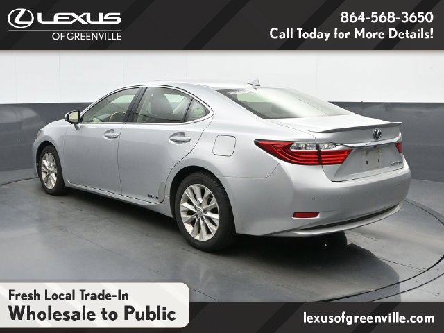 Used 2013 Lexus ES 300h FWD image 6