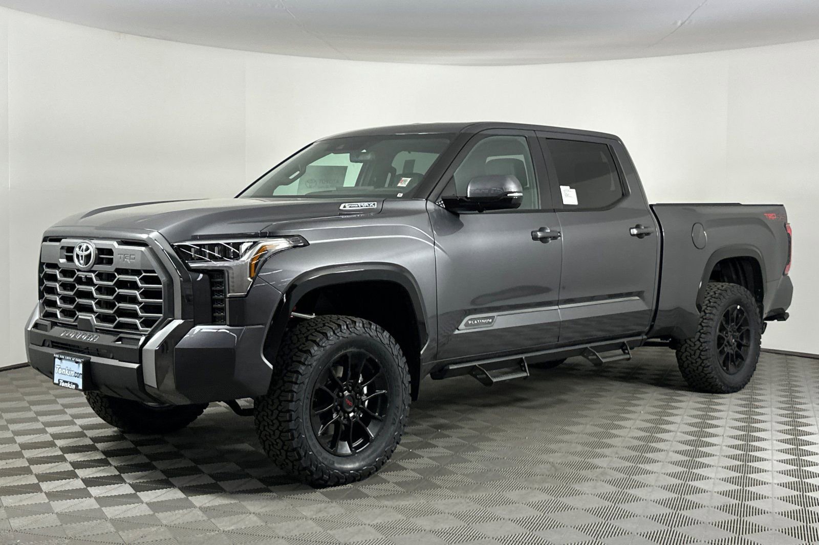 New 2025 Toyota Tundra Limited image 8
