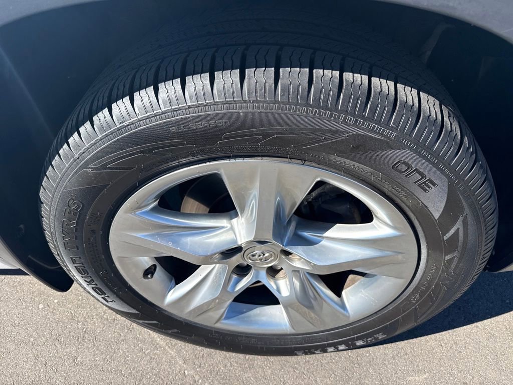 Used 2015 Toyota Highlander Limited image 39