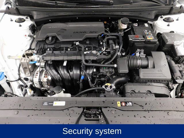 Certified 2025 Hyundai Elantra SEL image 40