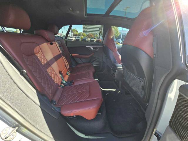 Used 2023 Audi SQ8 Premium Plus w/ Black Optic Package AWD/4WD image 12
