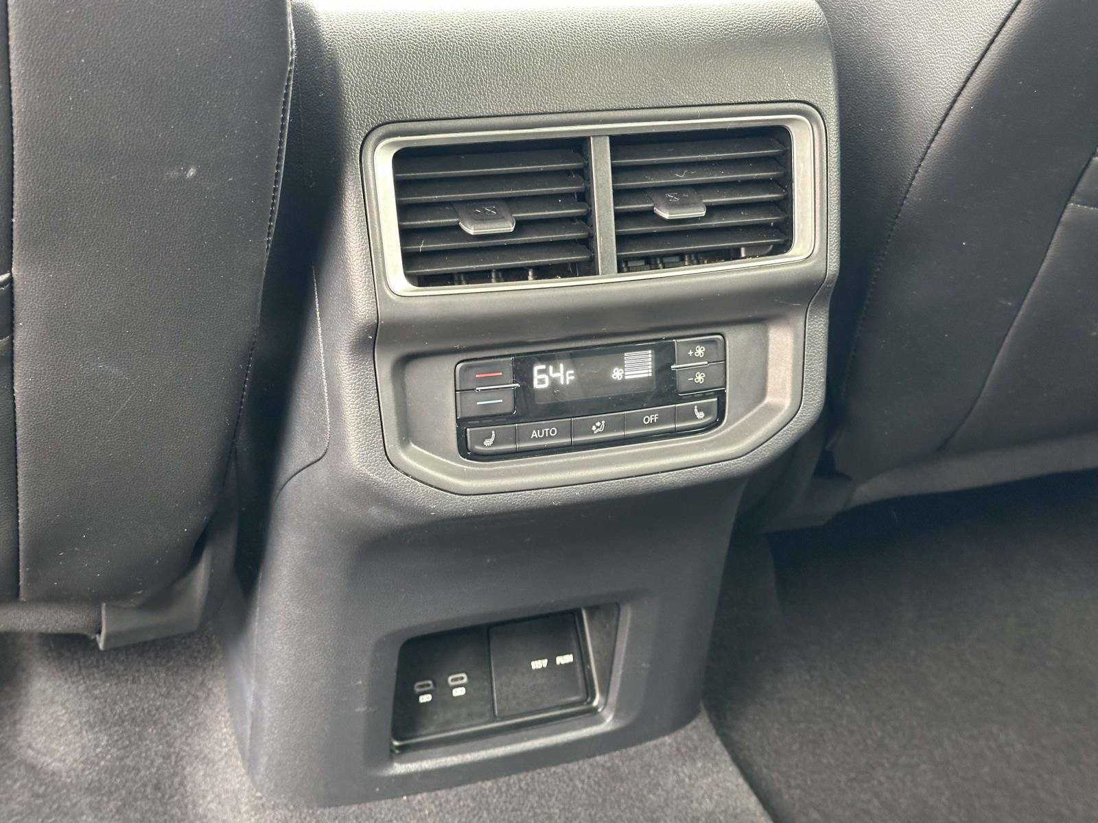 Certified 2024 Volkswagen Atlas SEL image 14