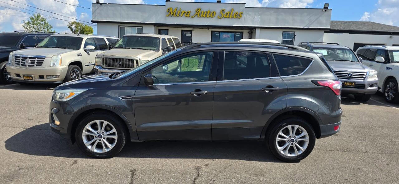 Used 2018 Ford Escape SEL image 3