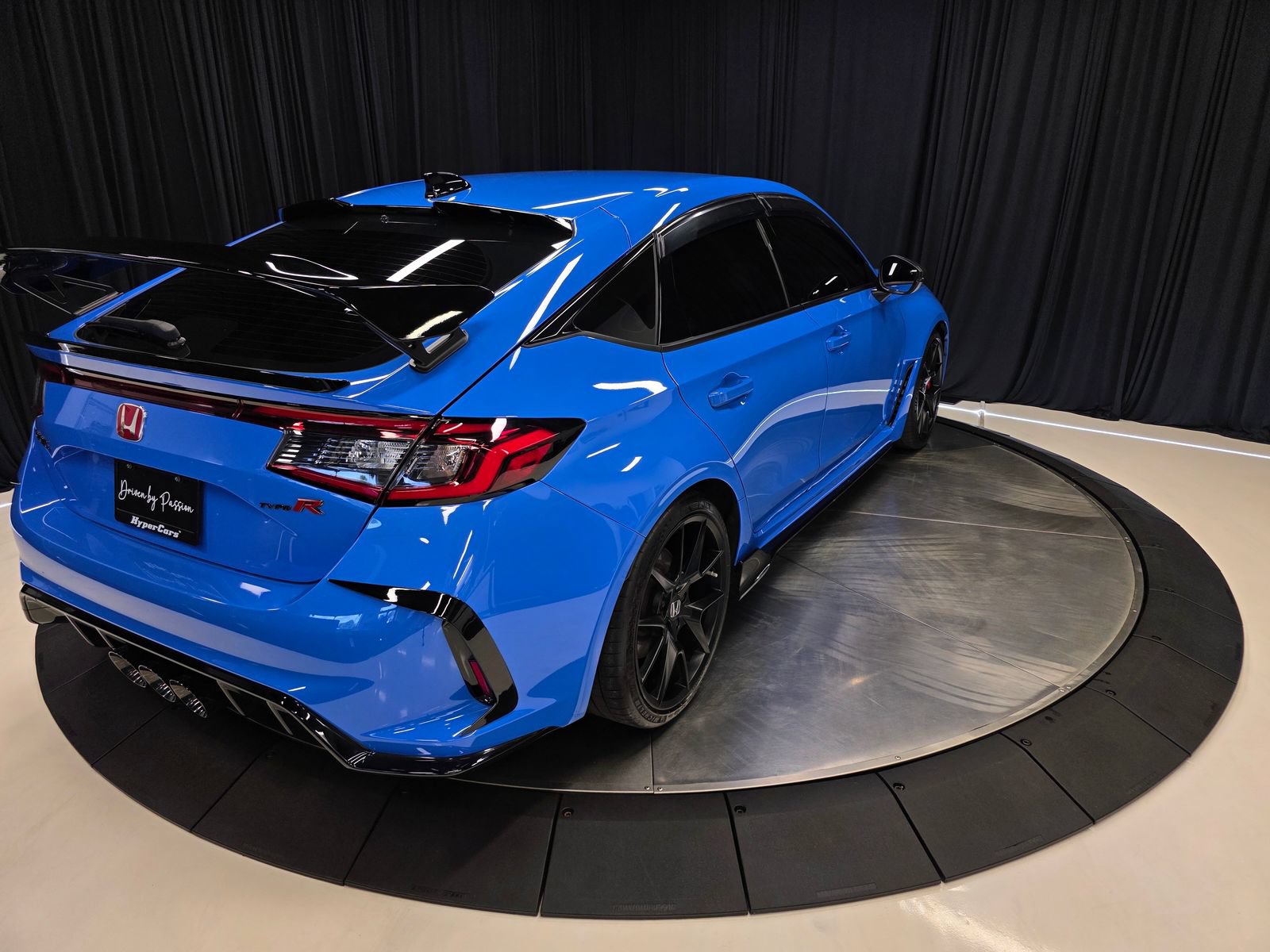 Used 2023 Honda Civic Type R image 13