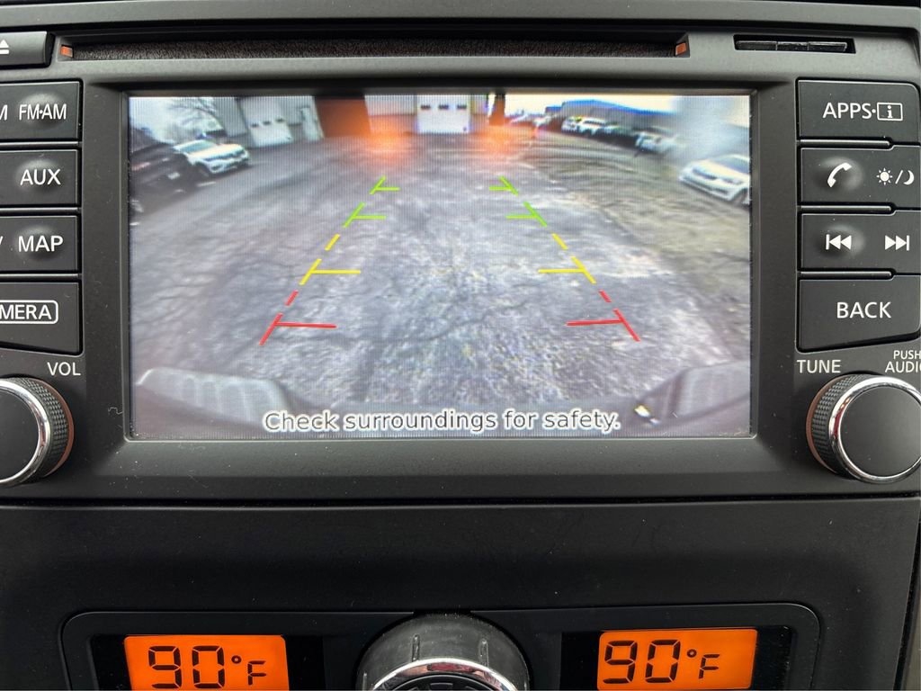 Used 2015 Nissan Frontier SL image 33