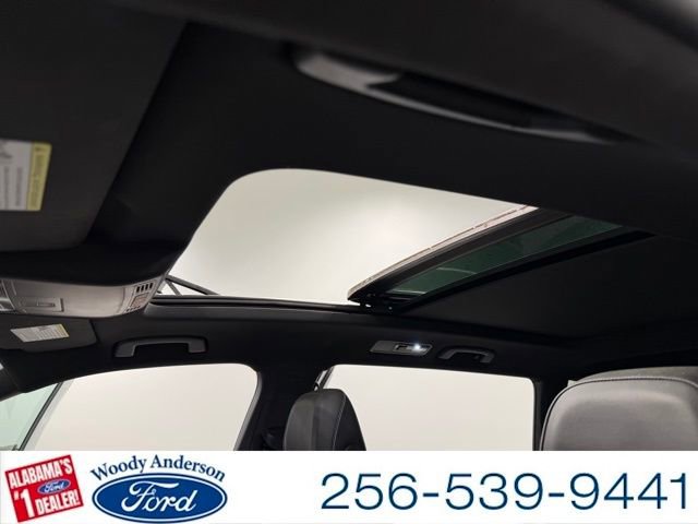 Used 2024 Volkswagen Tiguan SEL R-Line image 20