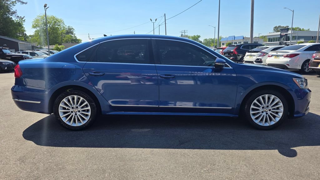 Used 2016 Volkswagen Passat 1.8T SE FWD image 4