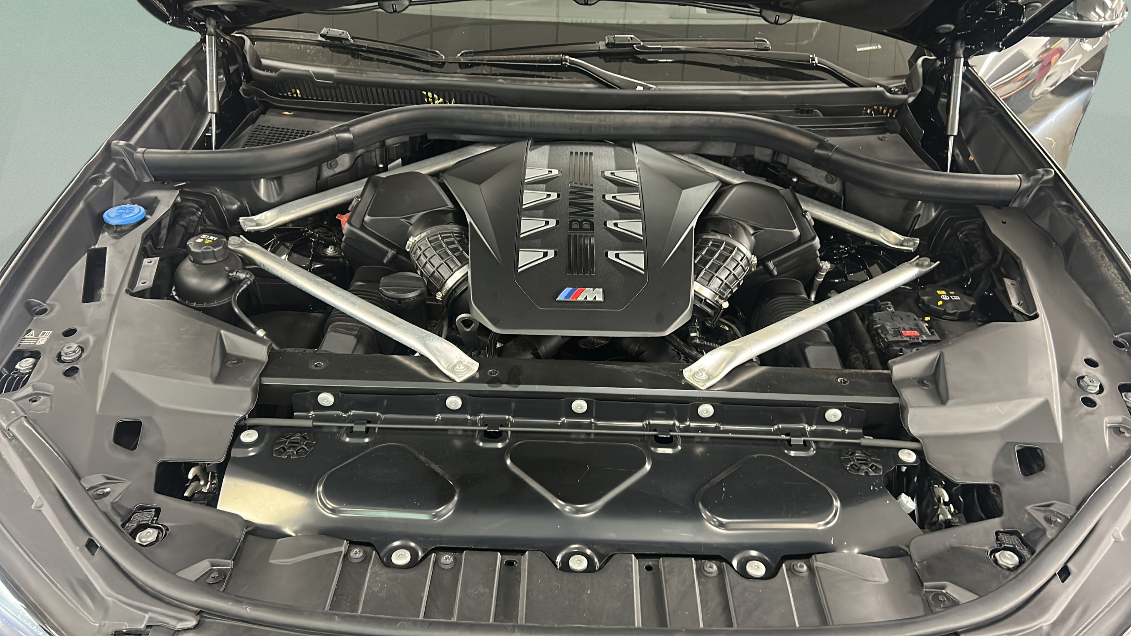 Used 2024 BMW X5 M60i AWD/4WD image 31