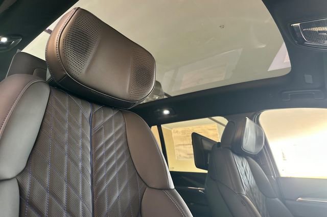 New 2026 Cadillac Escalade IQL Sport 1 w/ LPO, ONYX Package image 16