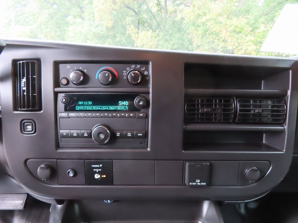 Used 2024 Chevrolet Express 2500 w/ Driver Convenience Package image 17