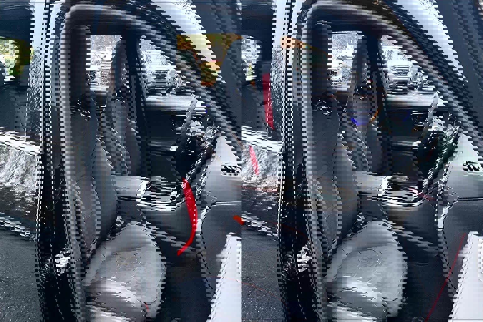 Used 2024 Mercedes-Benz GLC 43 AMG 4MATIC image 8