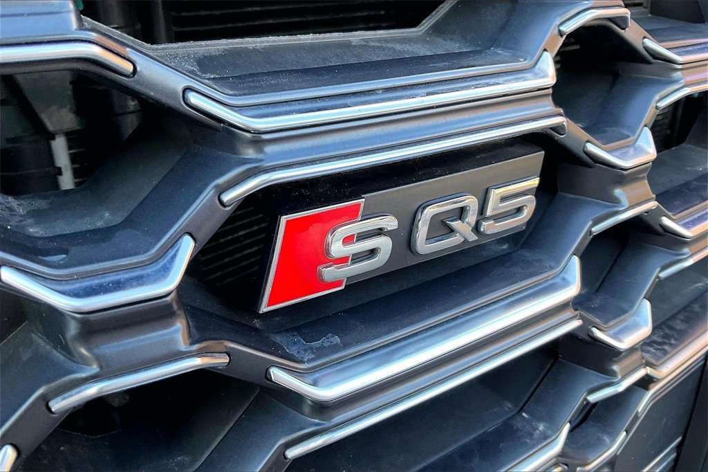 Used 2024 Audi SQ5 Premium Plus w/ Premium Plus Package image 24