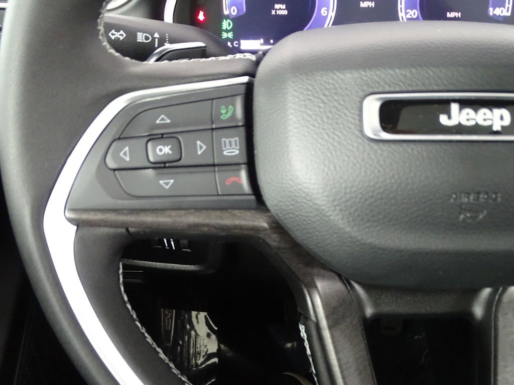 New 2025 Jeep Grand Cherokee L Limited image 29