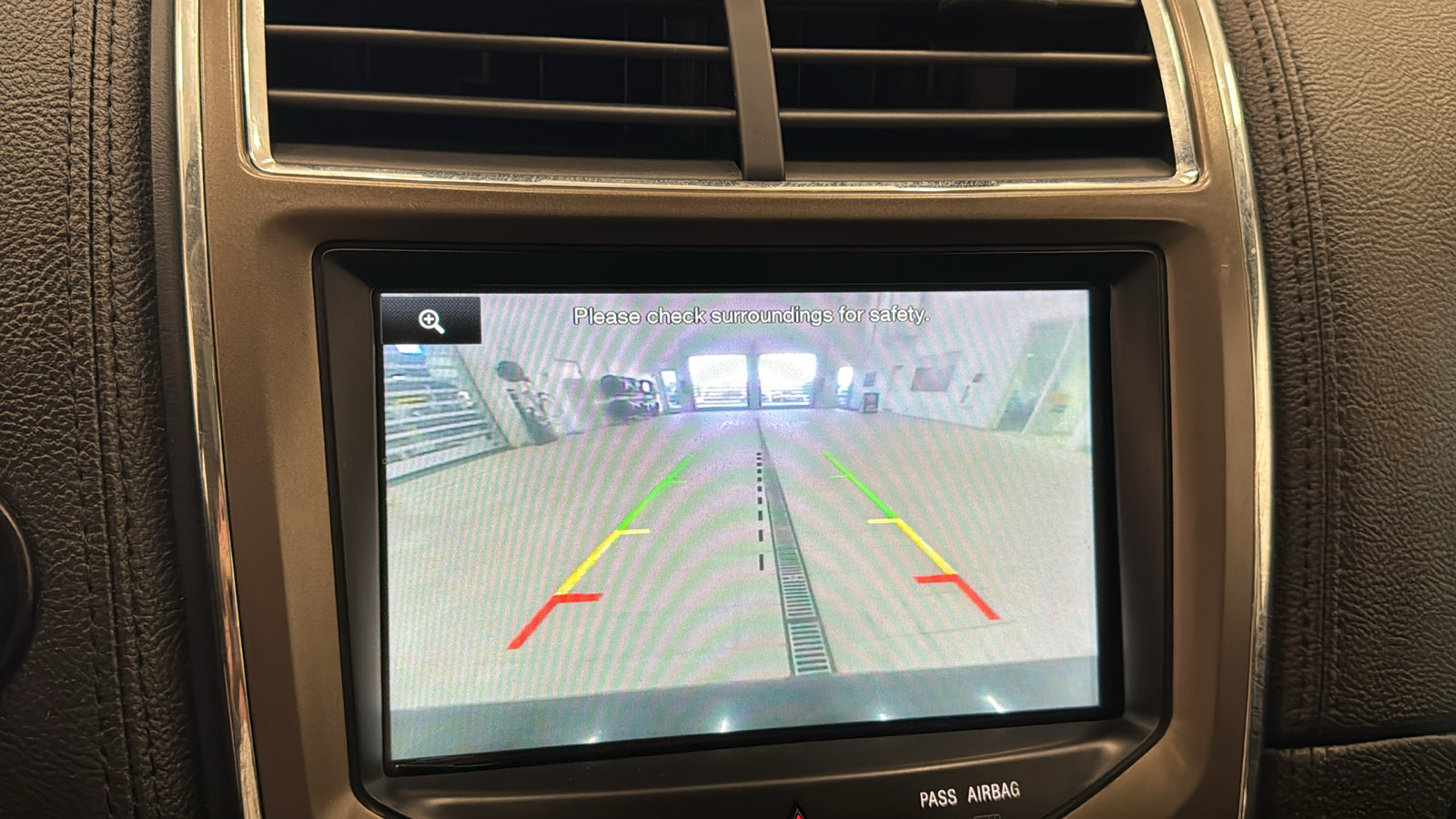 Used 2015 Lincoln MKX AWD w/ Equipment Group 102A image 17