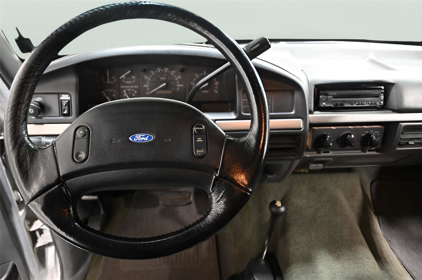 Used 1993 Ford Bronco image 8