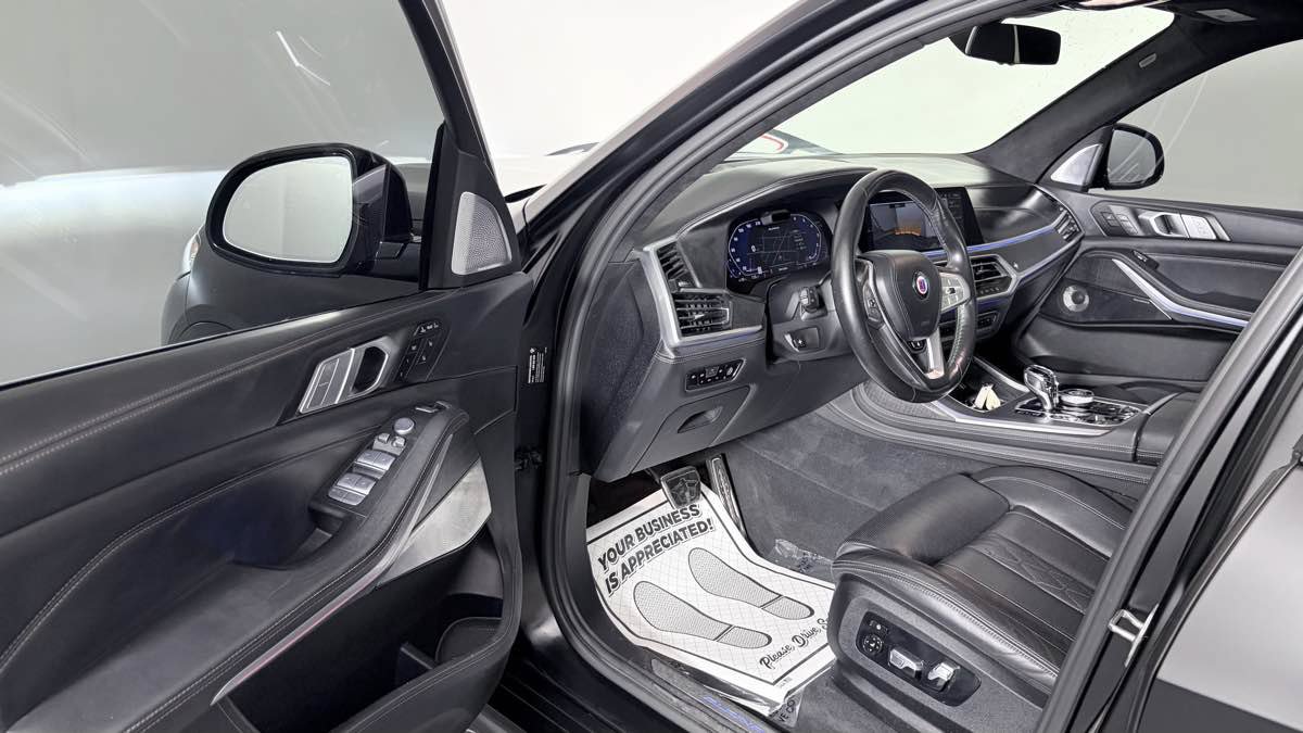 Used 2021 BMW ALPINA XB7 AWD/4WD image 12