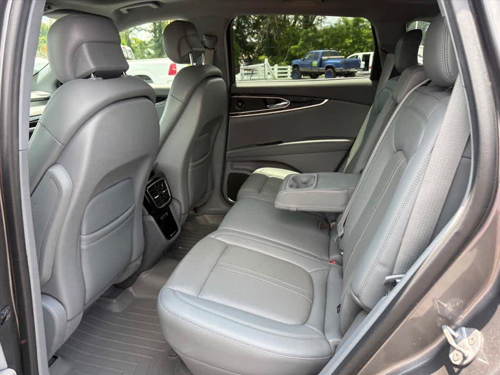 Used 2022 Lincoln Nautilus Reserve w/ Equipment Group 201A AWD/4WD image 10