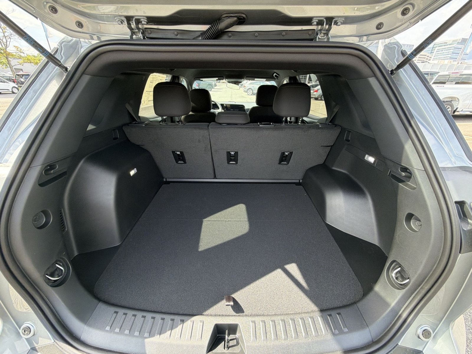 New 2027 Chevrolet Equinox LT FWD image 25