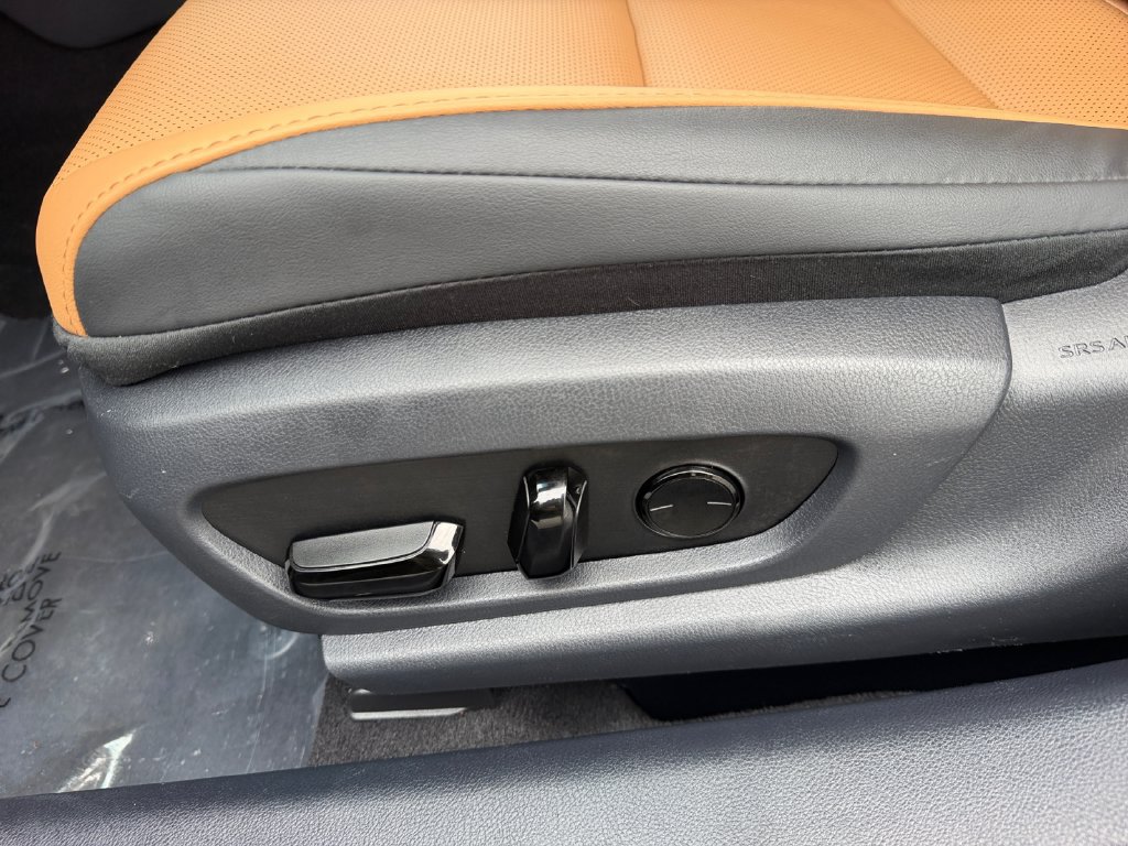 Certified 2024 Lexus ES 350 w/ Premium Package FWD image 16