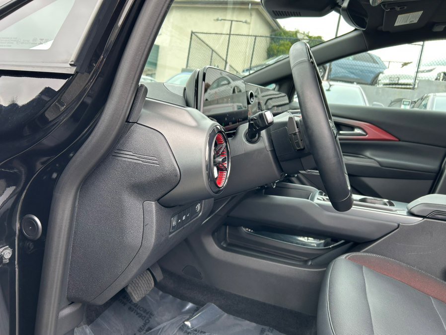 Used 2024 Chevrolet Equinox EV RS image 14