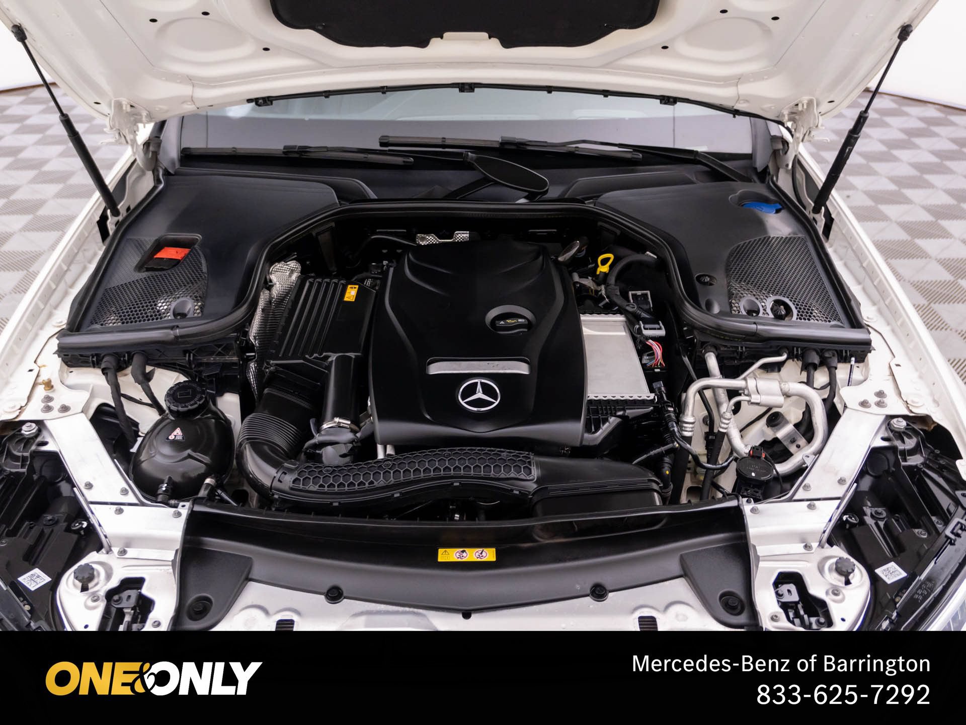 Used 2019 Mercedes-Benz E 300 4MATIC image 32