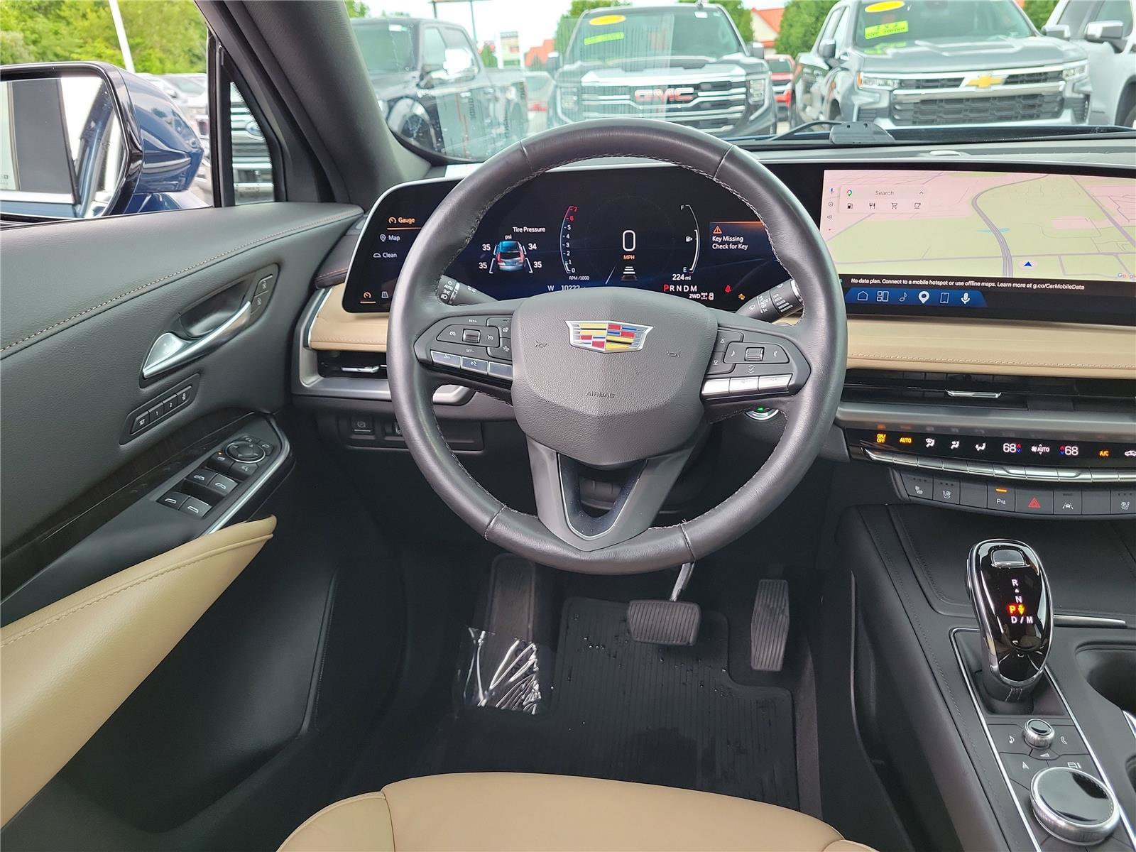 Used 2024 Cadillac XT4 Premium Luxury w/ Technology Package AWD/4WD image 12