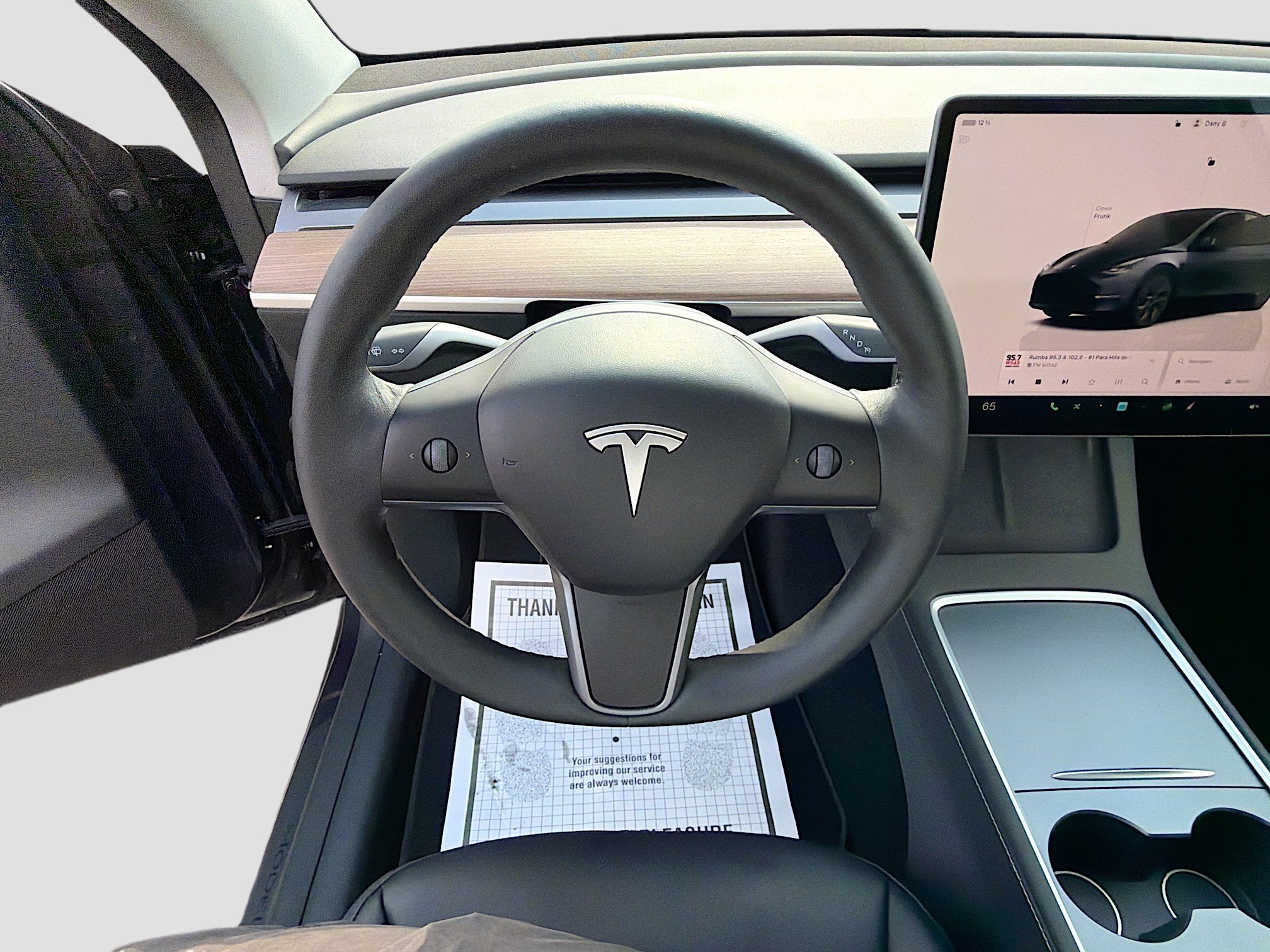 Used 2024 Tesla Model Y Long Range image 36